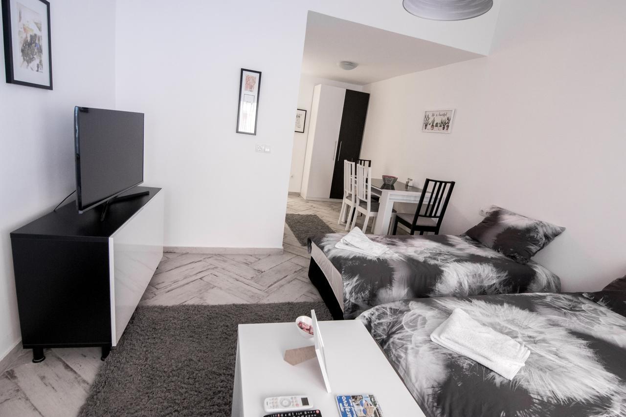 Adna & Amna Apartment Sarajevo Ngoại thất bức ảnh